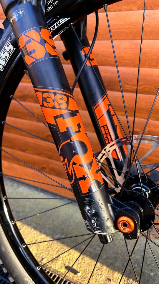 YT Capra AL 2024 4
