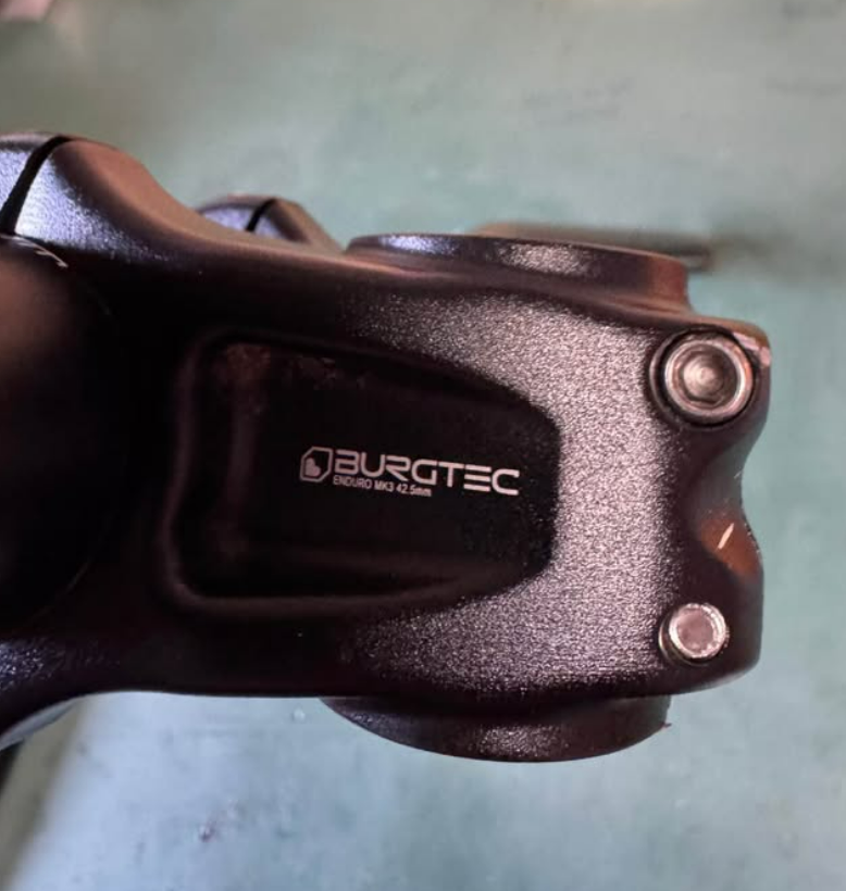 Burgtec Bar & Stem 2