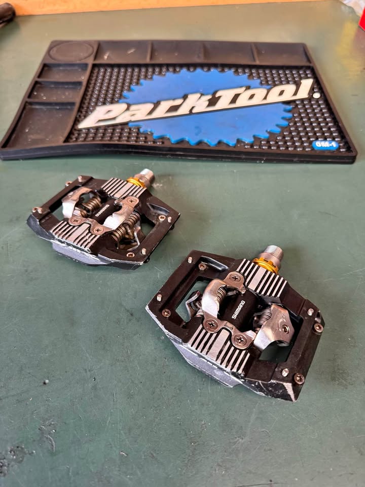 Shimano Saint DH Clipless Pedals 1