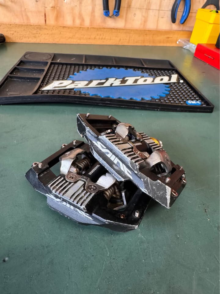 Shimano Saint DH Clipless Pedals 2